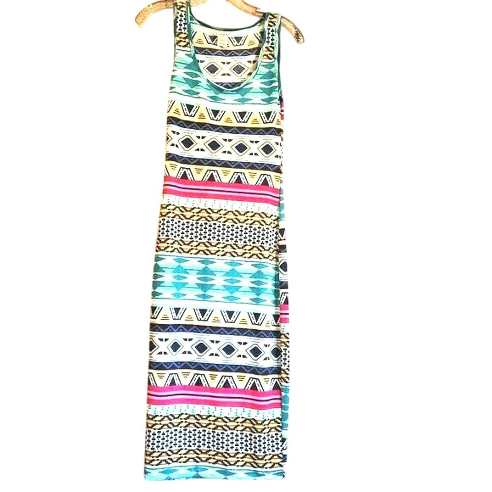Love Ari Bodycon Sheath Dress Size L Sleeveless Stretch Midi Southwest Print